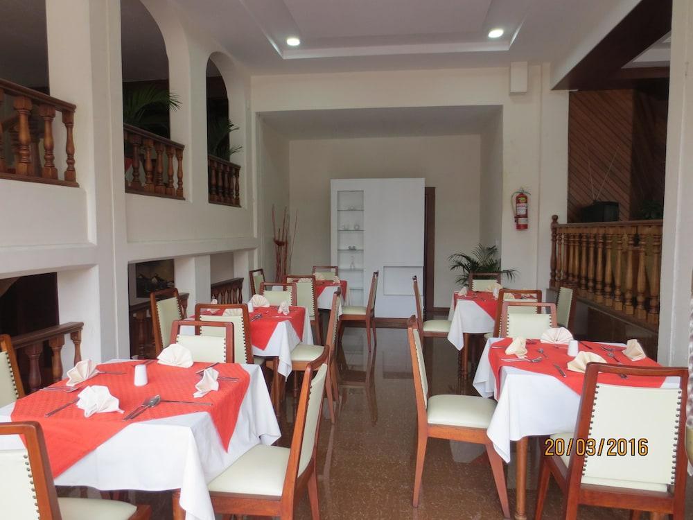 Hotel Cumanda Alfaro Экстерьер фото