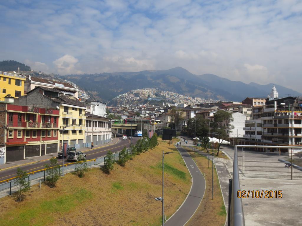 Hotel Cumanda Alfaro Экстерьер фото