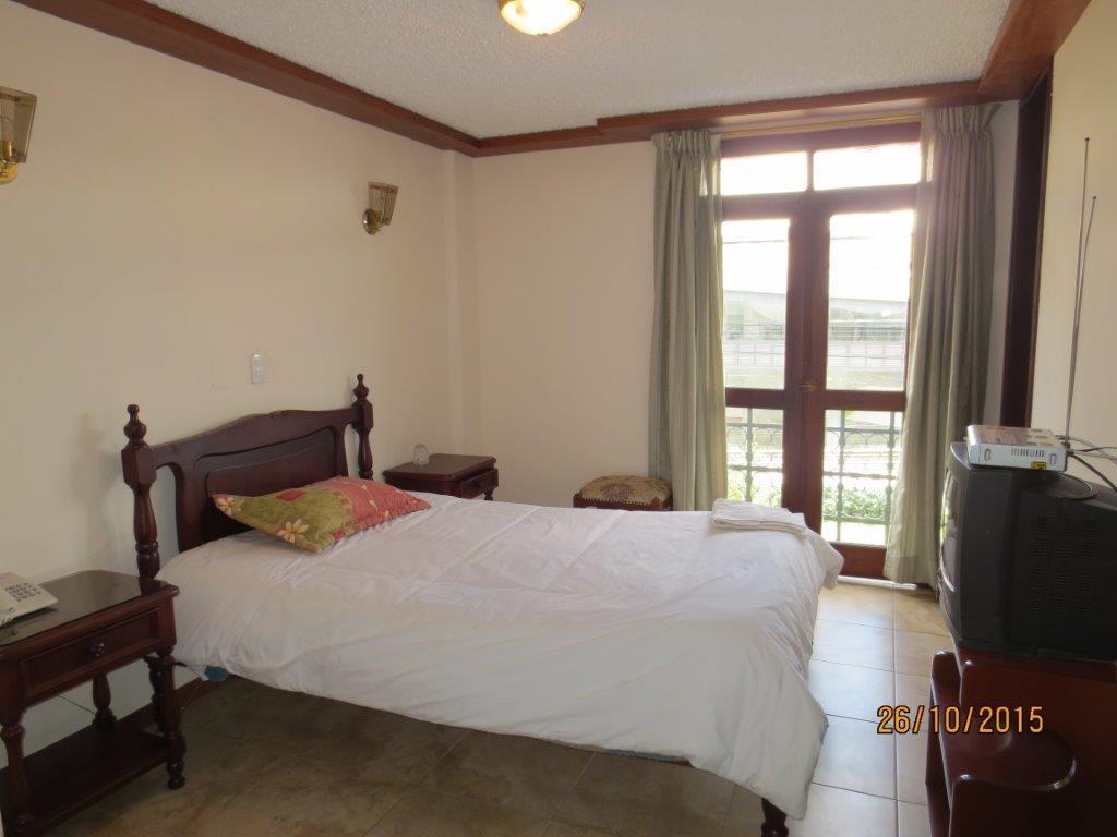Hotel Cumanda Alfaro Экстерьер фото