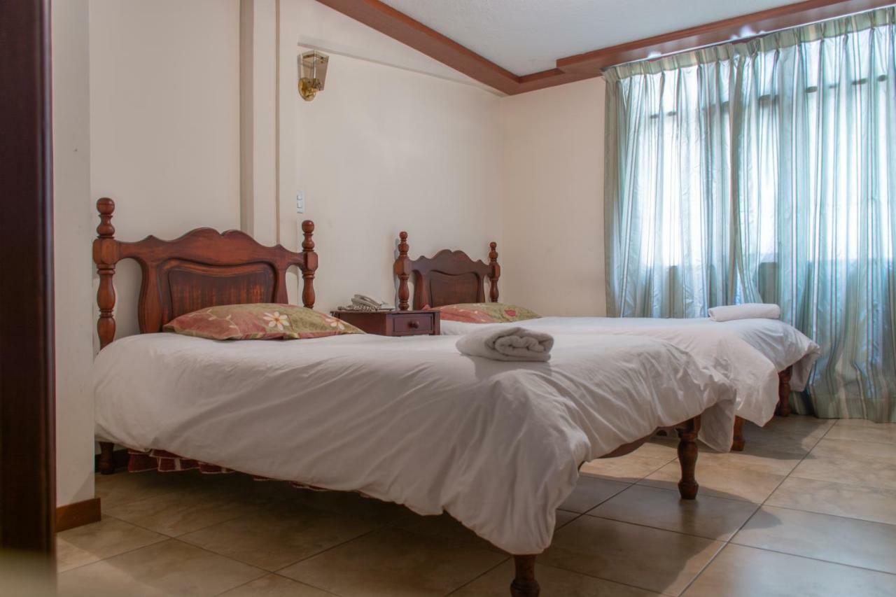 Hotel Cumanda Alfaro Экстерьер фото