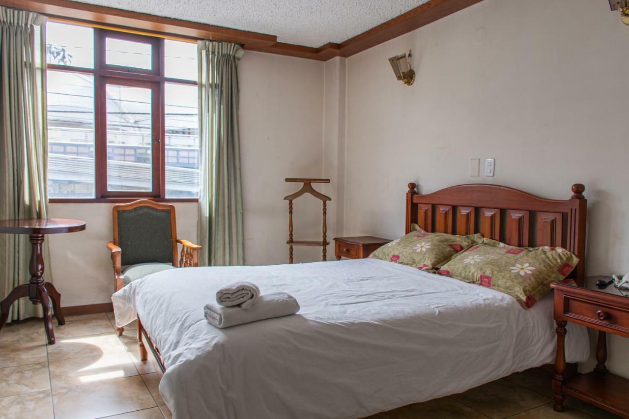 Hotel Cumanda Alfaro Экстерьер фото
